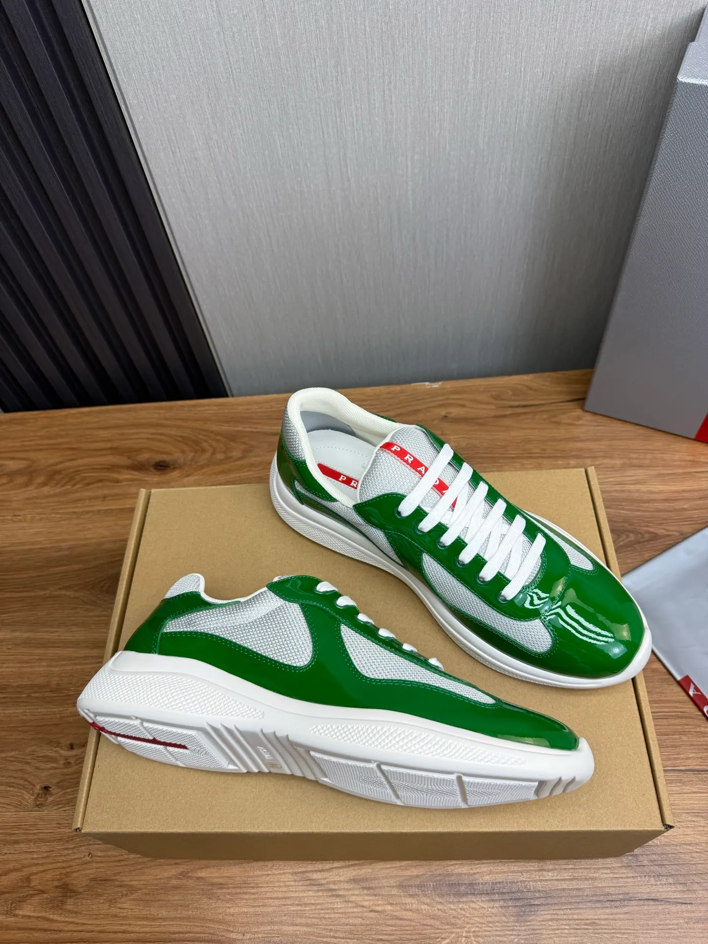 Men's shoes 640💰 [PRADA] Hot selling items🔥Must be recommended every day~~ Official website synchronized, 1:1 high quality shipments✔️ Imported cowhide fabric, rubber material + cowhide lining, original bottom, high-end airplane box packaging🎁 38-45 (38.45 custom-made, non-returnable)